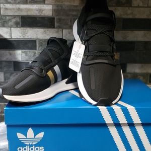 NWT Adidas Men's 👟
